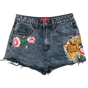 Signature8 Denim Shorts Size Small